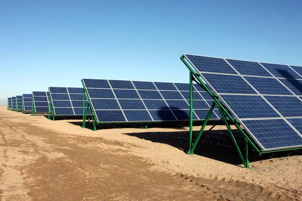 Panele Słoneczne Postrzegane Elektrowni Słonecznej Dunhuang Północno Zachodnia Prowincja Chinas — Zdjęcie stockowe