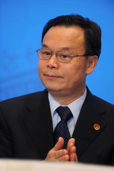 Zhou Qifeng President Peking University Applauses Beijing Forum 2009 Beijing — Stock Photo, Image