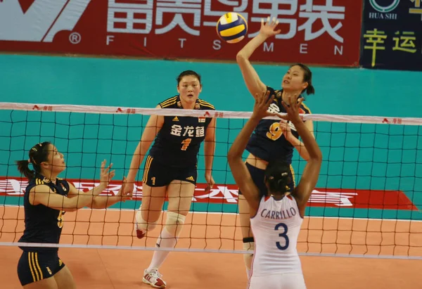 Zhao Ruirui China Smashes Ball Third Match Friendly Series China — Stock Photo, Image