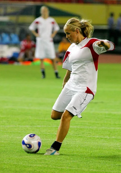 Παίκτες Της Ομάδας Ποδοσφαίρου Νορβηγική Εθνική Γυναικών Κατά Διάρκεια Μιας — Φωτογραφία Αρχείου