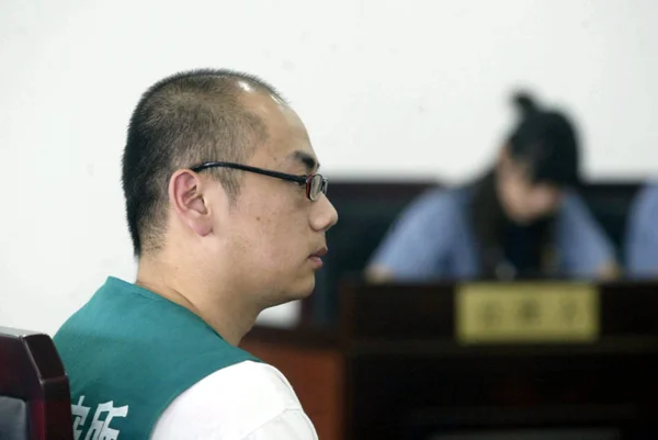 Liu Yong Ein Mitarbeiter Von Carrefour Der Wegen Bestechung Angeklagt — Stockfoto