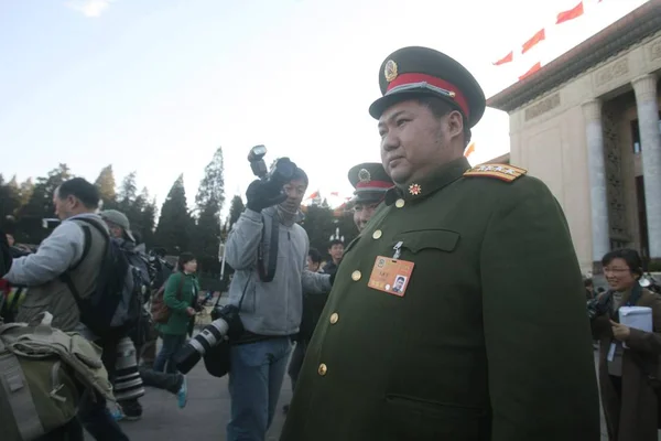 Mao Xinyu Nieto Del Presidente Mao Zedong Abandona Gran Salón —  Fotos de Stock