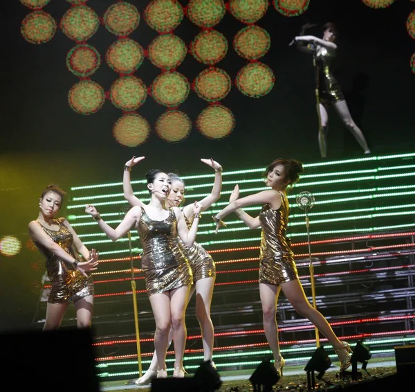 Güney Koreli Pop Grubu Gerçekleştirmek Wonder Girls Onların Konser Şanghay — Stok fotoğraf