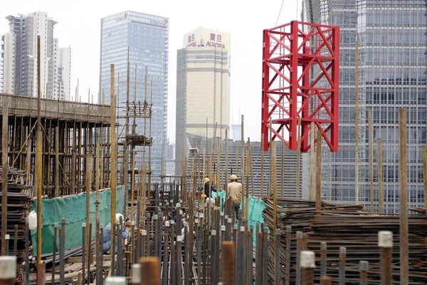 Chińskich Pracowników Pracy Budowie Shanghai World Financial Center Lujiazui Financial — Zdjęcie stockowe