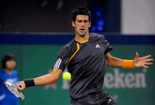 Novak Djokovic Serbia Devuelve Una Oportunidad Contra Gilles Simon Francia — Foto de Stock