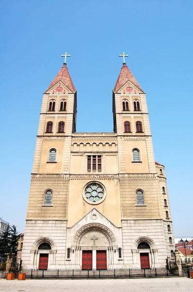 2009年3月18日 中国东部山东省青岛市圣迈克尔斯天主教堂 圣埃米尔教堂 — 图库照片