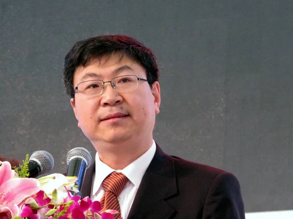 Yin Tongyue Chairman Chery Auto Speaks Conference Taipei Taiwan April — Stock Photo, Image