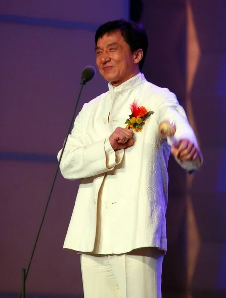 Hongkongské Kungfu Hvězda Jackie Chan Mluví Během Vám Přináší Kouzlo — Stock fotografie