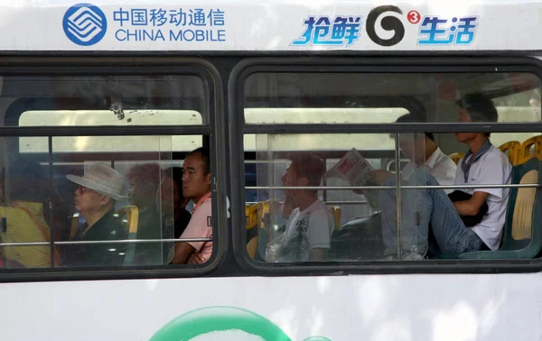 Eine Werbung Von China Mobile Einem Bus Zhengzhou Zentralchina Provinz — Stockfoto