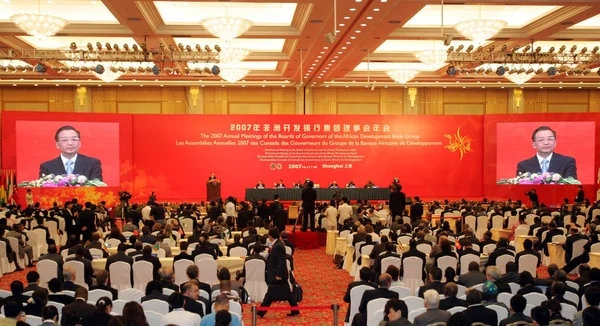 Китайський Прем Вень Jiabao Говорить 2007 Щорічних Засіданнях Рад Керуючих — стокове фото