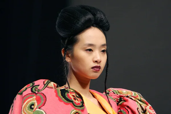 Een Chinese Model Modeshow Van Een Haar Van Toni Guy — Stockfoto