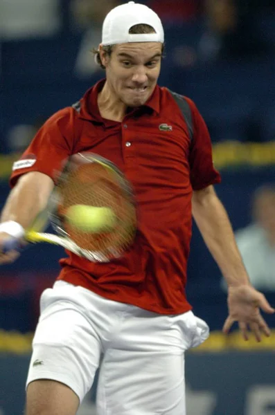フランスのリシャールガスケは 2007 日に上海テニスマスターズ カップの試合中にスペインのラファエル ナダルと競います ラファエル ナダルを破ったリチャード Gasquet — ストック写真
