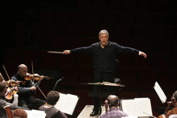 Leider Van Mehta Van Het Orkest Van Israël Philharmonic Repeteert — Stockfoto
