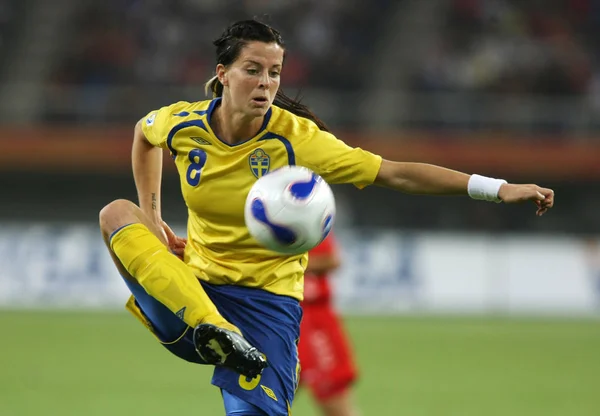 Charlotta Schelin Της Σουηδίας Σταματάει Την Μπάλα Κατά Διάρκεια Ενός — Φωτογραφία Αρχείου