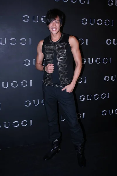 Taiwanese Actor Peter Poses Gucci Fashion Show Shanghai August 2008 — Stock Photo, Image