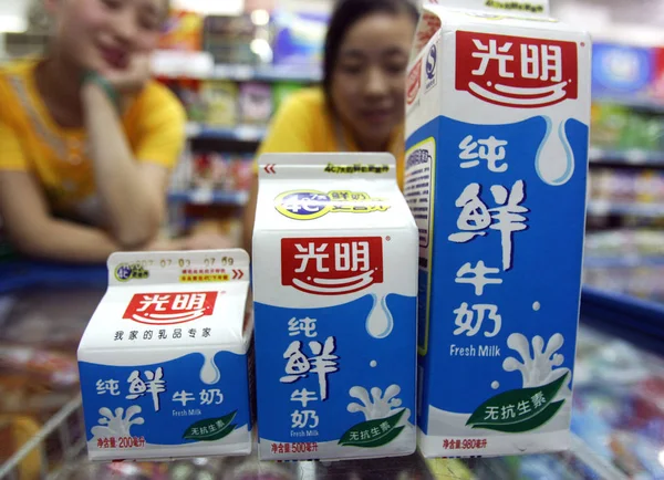 Borse Latte Latte Luminoso Sono Visti Vendita Supermercato Hangzhou Est — Foto Stock