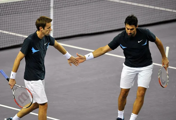 Daniel Nestor Del Canada Nenad Zimonjic Della Serbia Gareggiano Contro — Foto Stock