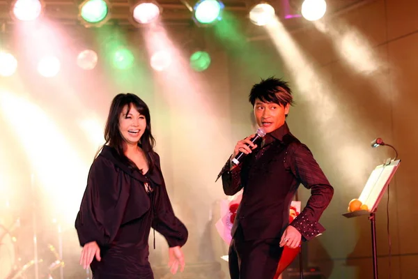 Taiwanesischer Sänger Banny Chen Tritt Während Seiner Jazzparty Shanghai Auf — Stockfoto