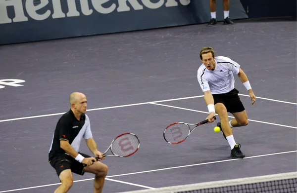 Jonas Bjorkman Suécia Direita Kevin Ullyett Zimbábue Esquerda Competir Contra — Fotografia de Stock