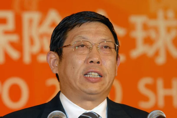 Yang Xiong Wiceburmistrz Szanghaju Przemawia Podczas Ceremonii Podpisania Ogłaszając Picc — Zdjęcie stockowe