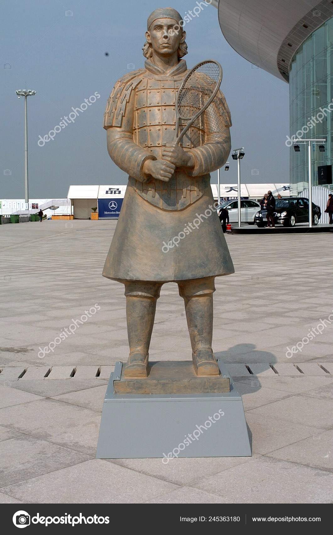 depositphotos_245363180-stock-photo-view-terracotta-statue-rafael-nadal.jpg