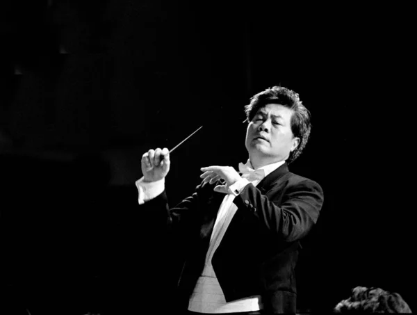 Chinese Dirigent Tang Wang Junshi — Stockfoto