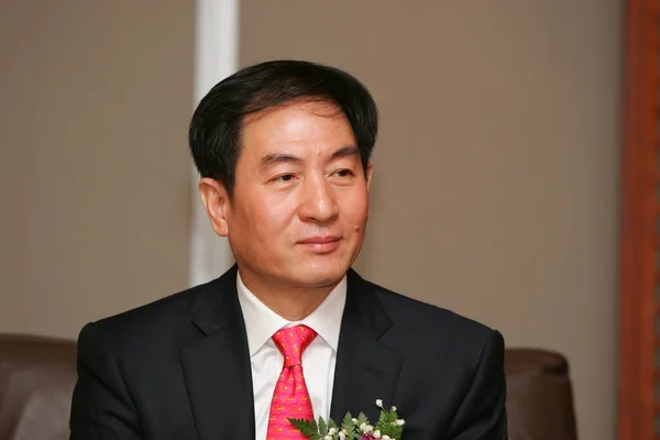 Председатель Правления China South Locomotive Rolling Stock Corp Чжао Сяоган — стоковое фото
