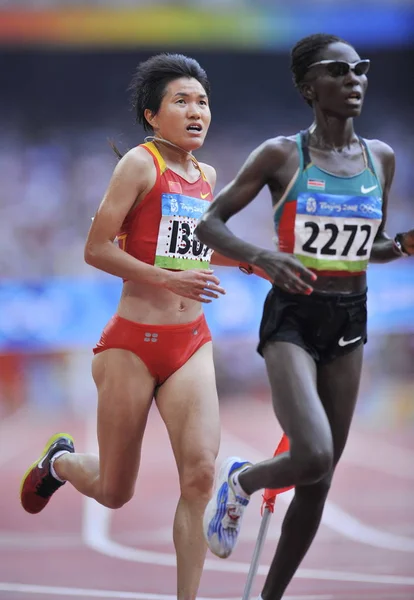 Catherine Ndereba Kenya Right Zhou Chunxiu China Run Womens Marathon — Stock Photo, Image