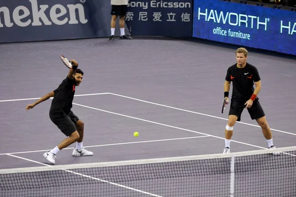 Mahesh Bhupathi Aus Indien Links Und Mark Knowles Bahamas Rechts — Stockfoto