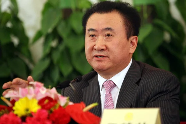 Wang Jianlin Elnök Elnöke Wanda Group Egy Sajtótájékoztatón Első Ülésén — Stock Fotó