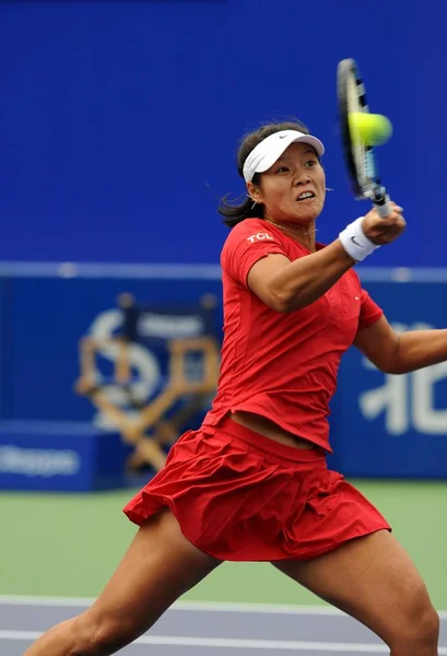 Chinas Concurreert Tegen Francesca Schiavone Van Italië Een Tenniswedstrijd Womens — Stockfoto