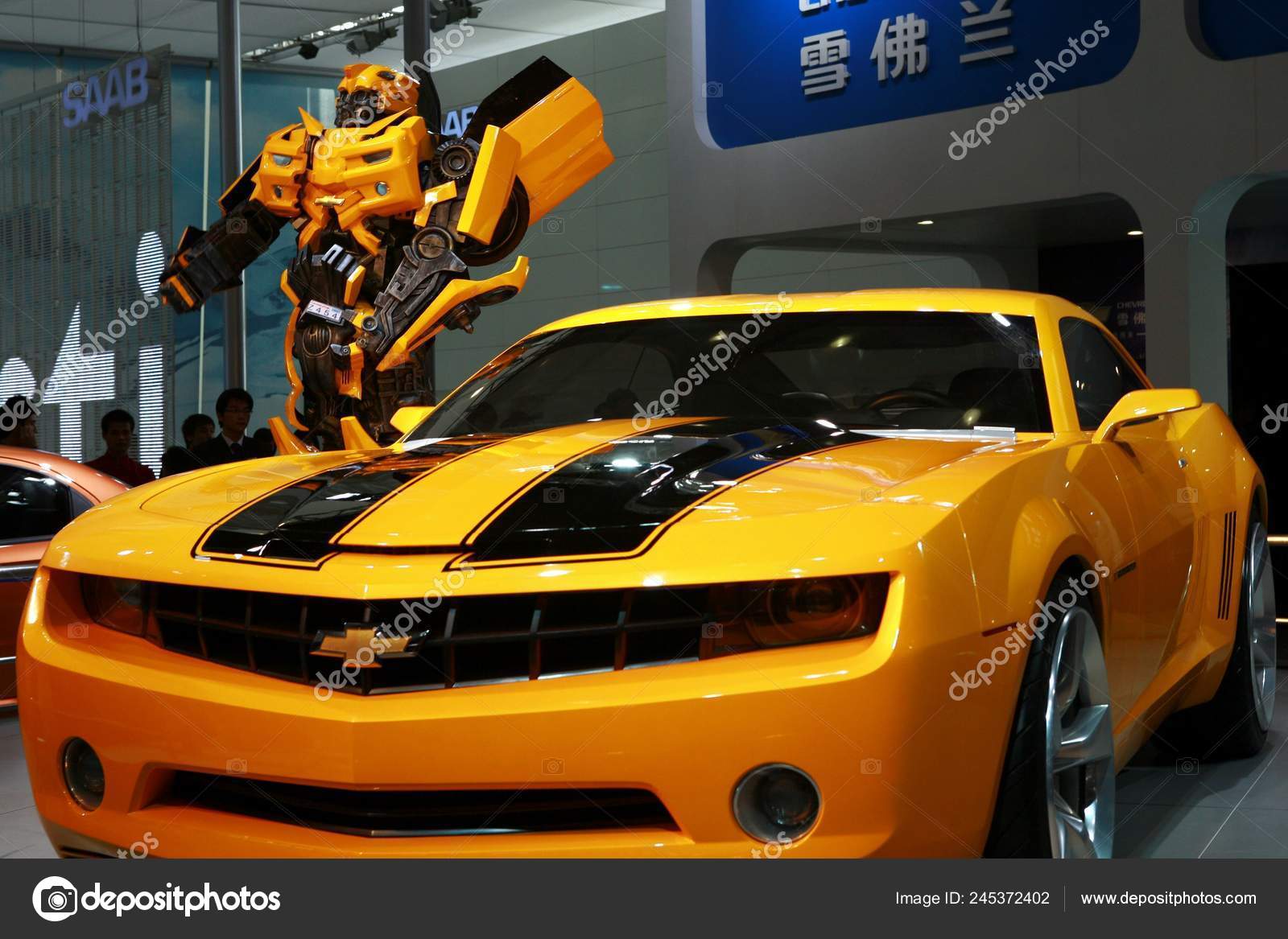 voiture transformers bumblebee camaro jaune electronique a fonctions  sonores transformable lumineuse