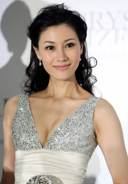 香港女優ミシェル リーは火曜日 2008 上海のスワロフ スキー パーティーでポーズします — ストック写真
