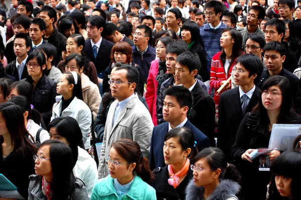 Multitud Examinados Esperan Participar Examen Nacional Funcionarios Una Escuela Chongqing — Foto de Stock