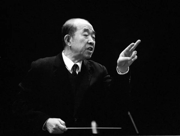 Chinese Dirigent Tang Yilin — Stockfoto