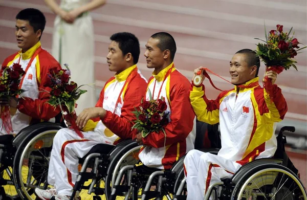 Left Chinas Gold Medalists Zhang Lixin Huzhao Zhao Zong Kai — Stock fotografie