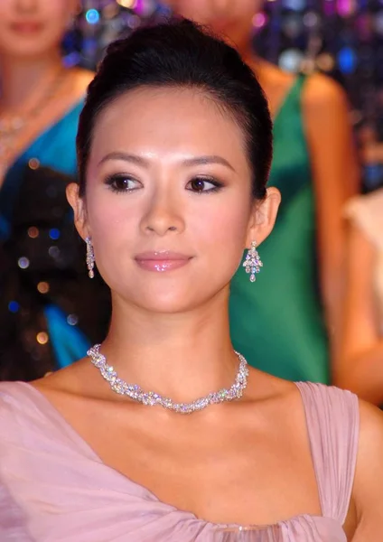 Čínská Herečka Zhang Ziyi Během Platinum Fashion Show Držení Chzo — Stock fotografie