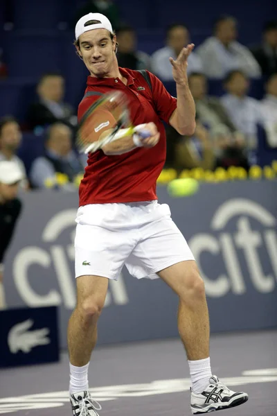 フランスのリシャールガスケは 2007 日に上海でテニスのマスターズ カップ上海 2007 のマッチの間にスペインのダビド フェレールと競います ダビド フェレールを破ったリチャード Gasque — ストック写真