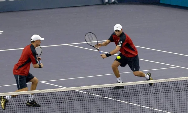 Bob Bryan Mike Bryan Dos Estados Unidos Competem Contra Mahesh — Fotografia de Stock