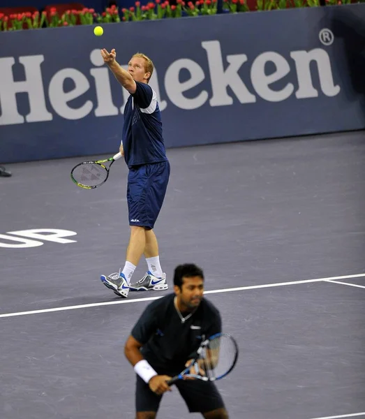 Lukas Dlouhy Czech Back Leander Paes Índia Competem Contra Daniel — Fotografia de Stock