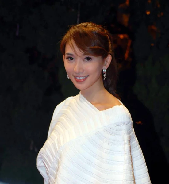 2008年11月3日星期一 台湾模特林志玲在中国上海举行的世界美容大奖红毯仪式上 — 图库照片
