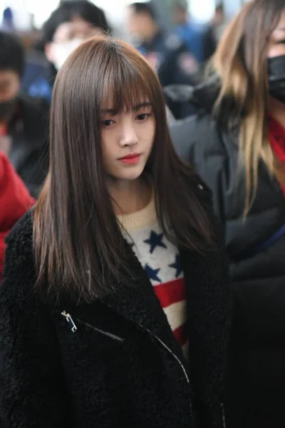 Actriz Cantante China Jingyi Llega Aeropuerto Shanghai China Febrero 2019 —  Fotos de Stock