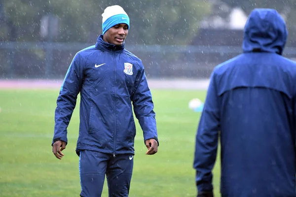 Нігерійський Футболіст Odion Ighalo Новий Гравець Шанхай Гренландії Shenhua Бере — стокове фото