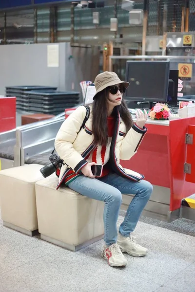 Actrice Chinoise Arrive Aéroport International Pékin Chine Janvier 2019 — Photo