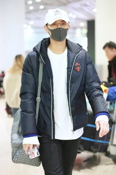 Chinese Actor Huang Zitao Better Known Tao Arrives Beijing Capital — Stock Photo, Image