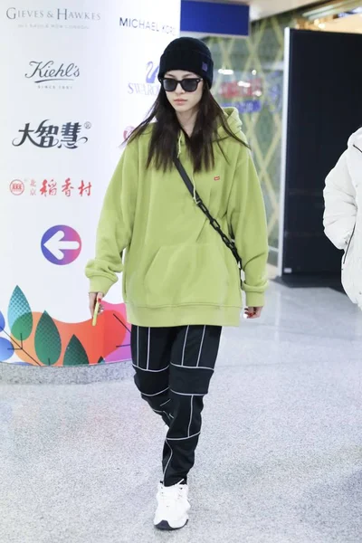 Chinese Actrice Zhong Chuxi Arriveert Beijing Capital International Airport Beijing — Stockfoto