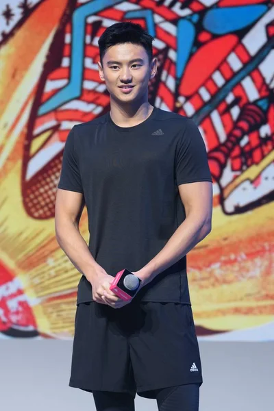 Chinese World Swimming Champion Ning Zetao Attends Promotional Event Adidas — Stock Photo, Image