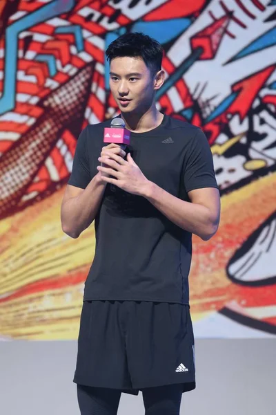 Chinese World Swimming Champion Ning Zetao Attends Promotional Event Adidas — Stock Photo, Image