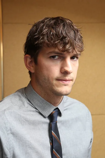 American Actor Christopher Ashton Kutcher Poses Portrait Photos Exclusive Interview — Stock Photo, Image