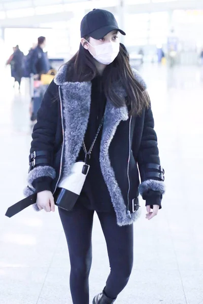 Musicista Attrice Taiwanese Nana Yang Ouyang Nana Arriva All Aeroporto — Foto Stock